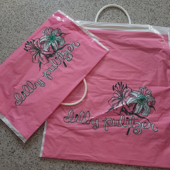 VTG Lilly Pulitzer 2 Logoed 18x16 Plastic Retail Store Shopping Bags Snap Handle - Picture 6 of 7
